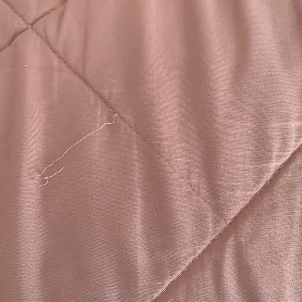 Room Essentials Comforter & Sham 2 PC Bed Set Reversible Pink Grey Twin XL